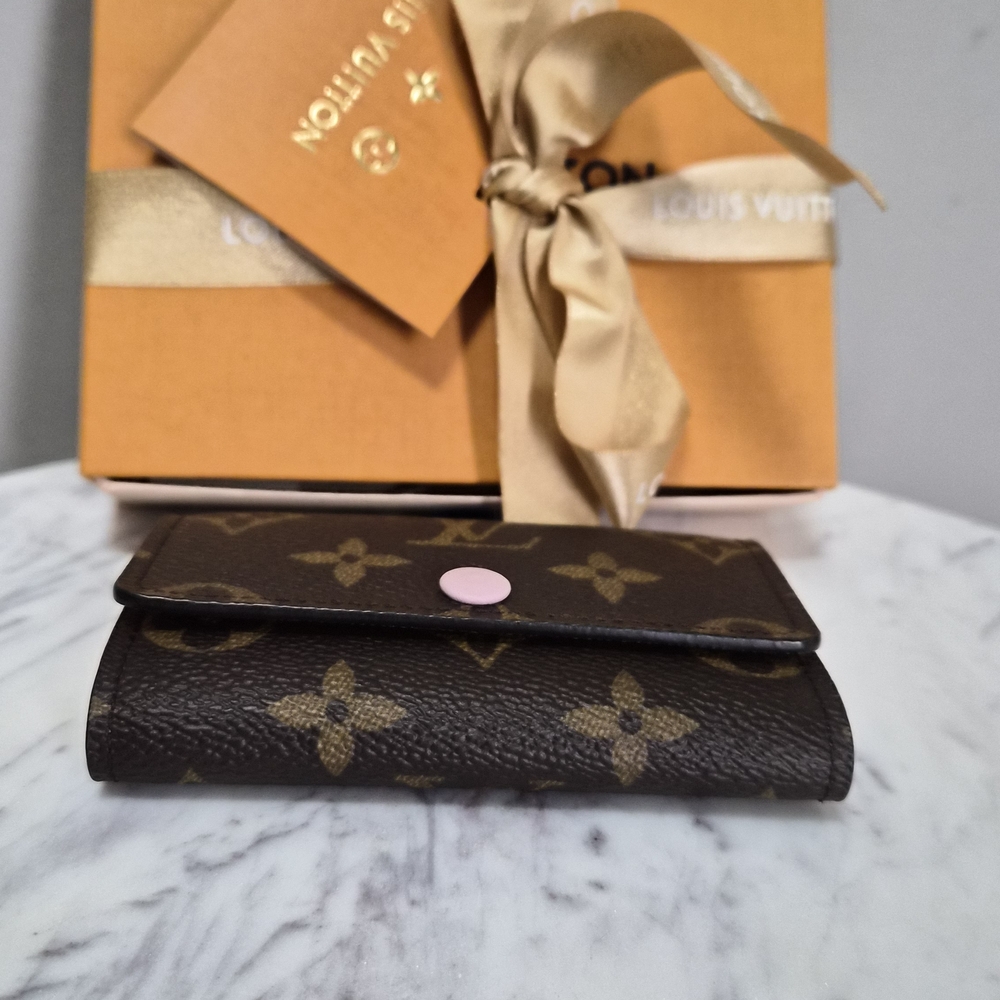 Authentic Louis Vuitton 6 Key Holder - Rose Ballerine - Picture 3 of 11